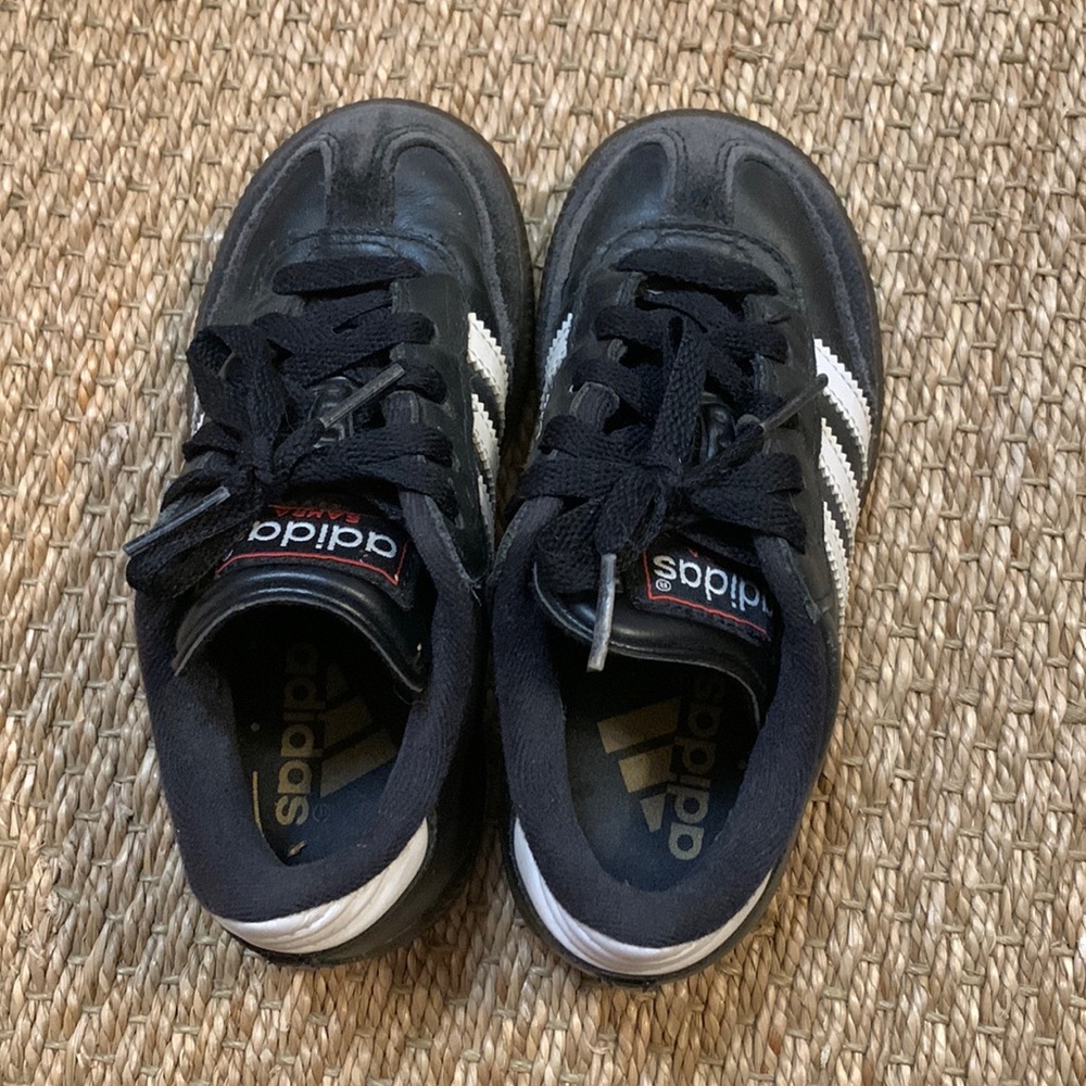 Adidas Sambas